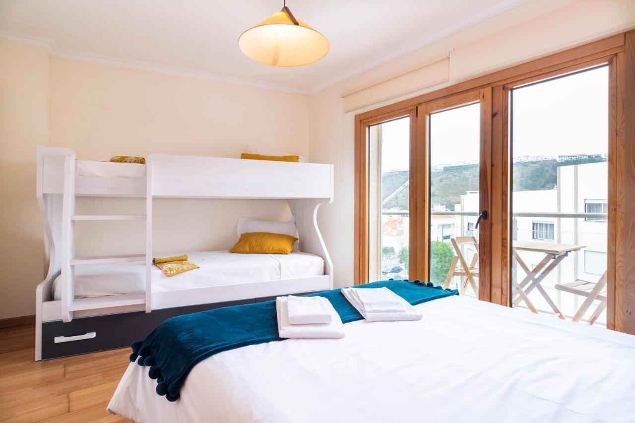 Gonzalo'S Guest Apartments - Nazare 1Br Sea View Bagian luar foto