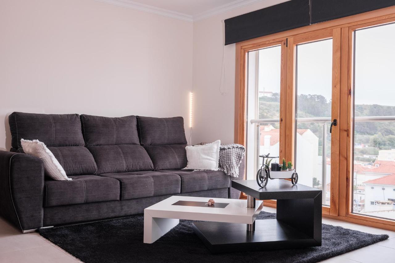 Gonzalo'S Guest Apartments - Nazare 1Br Sea View Bagian luar foto