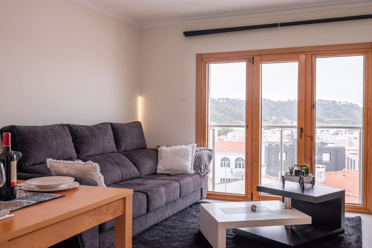 Gonzalo'S Guest Apartments - Nazare 1Br Sea View Bagian luar foto