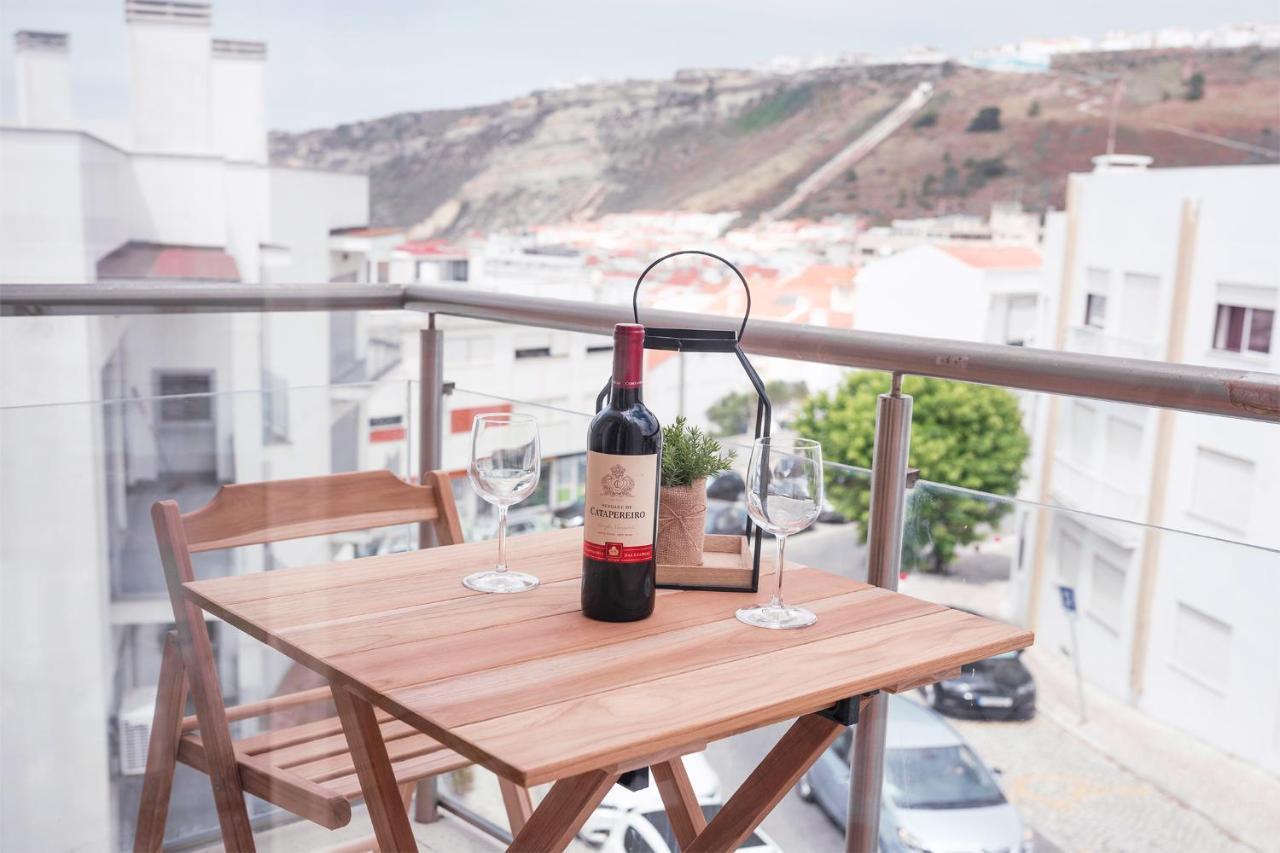 Gonzalo'S Guest Apartments - Nazare 1Br Sea View Bagian luar foto